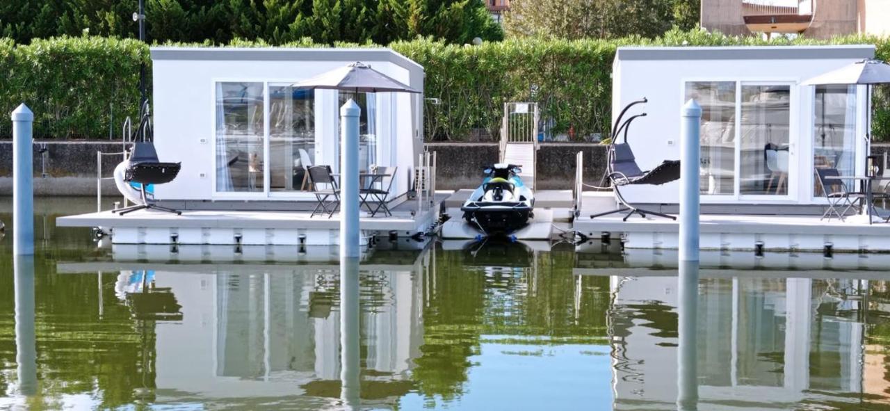 Marina Degli Estensi Floating Resort Лидо-дельи-Эстенси Экстерьер фото